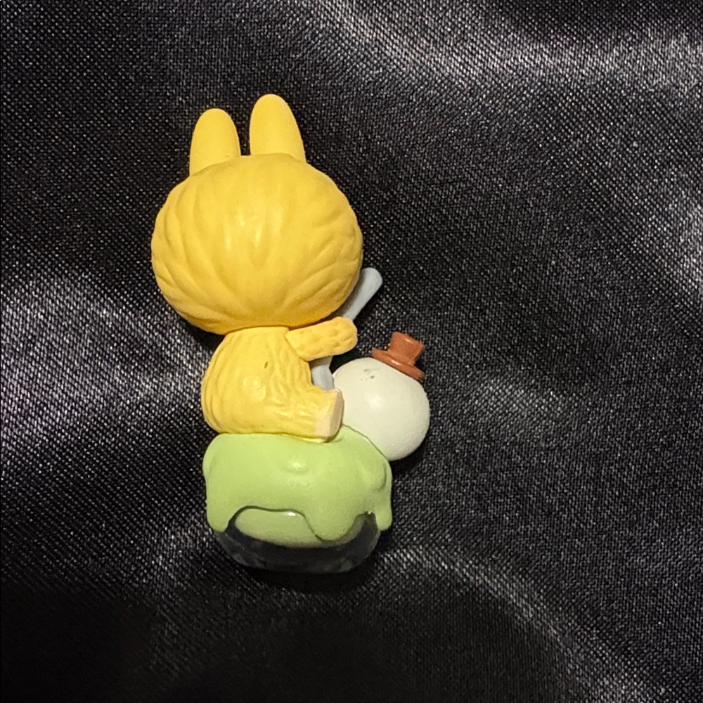 POP MART POP BEAN Bundle of 6 POP Beans - Picture 7 of 16